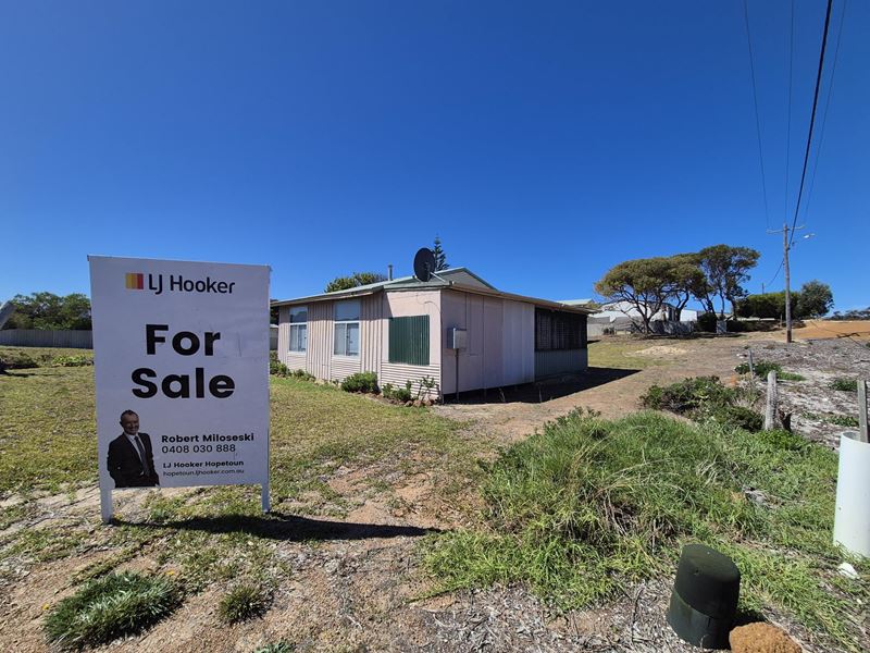 25 Chambers Street, Hopetoun WA 6348