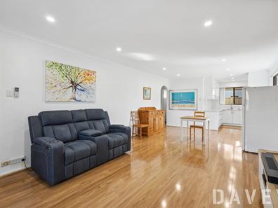 8/9 Dover Road, Scarborough WA 6019
