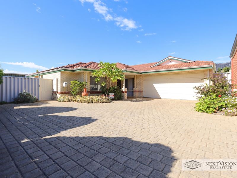 10B Sumich Gardens, Coogee WA 6166