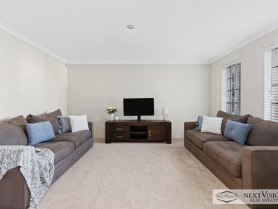 9 Monroe Turn, Success WA 6164