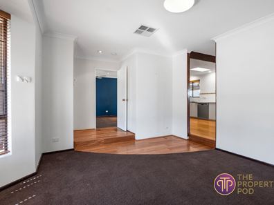 1 Rusthall Way, Huntingdale WA 6110