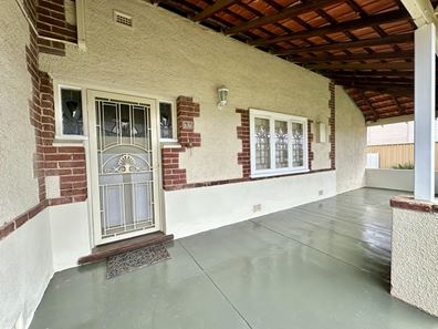 37 Carew  Street, Katanning WA 6317