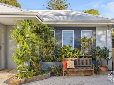 13A Chadwick Street, Hilton WA 6163