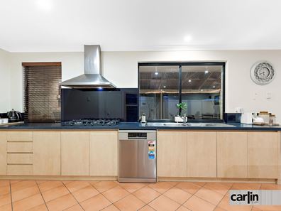 11 Westmoreland Circle, Bertram WA 6167