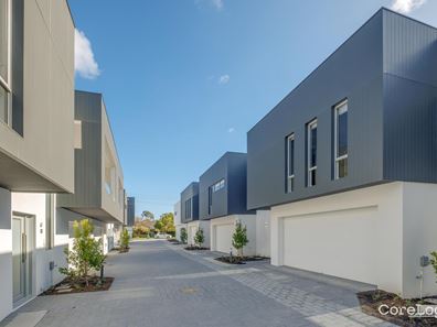4/4 Pearson Place, Churchlands WA 6018