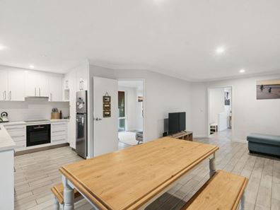 6B Barlow Place, Carine WA 6020