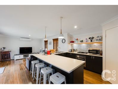27 Antrim Way, Bertram WA 6167