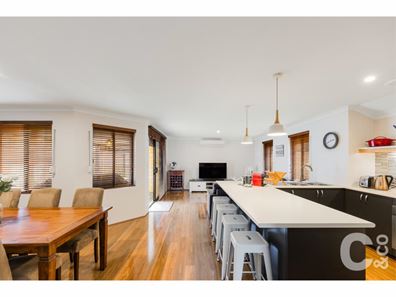 27 Antrim Way, Bertram WA 6167