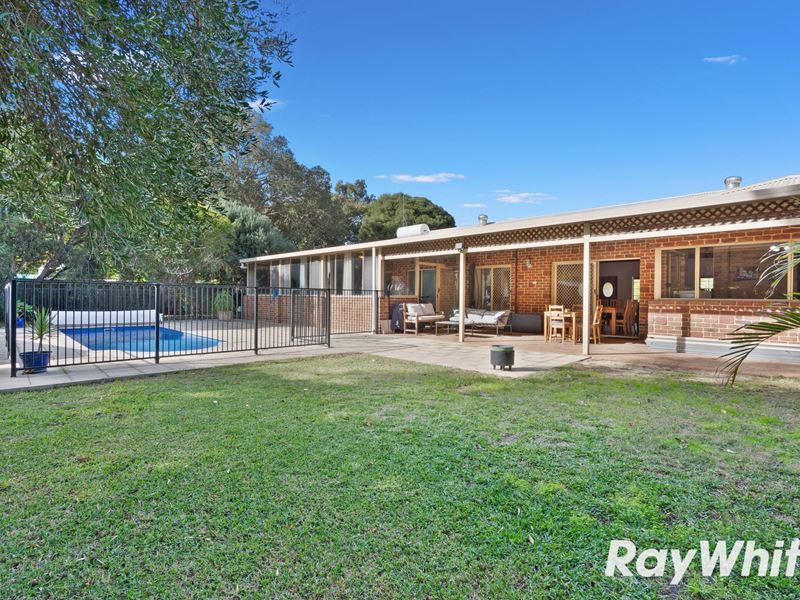 23 Silverton Crescent, Erskine WA 6210