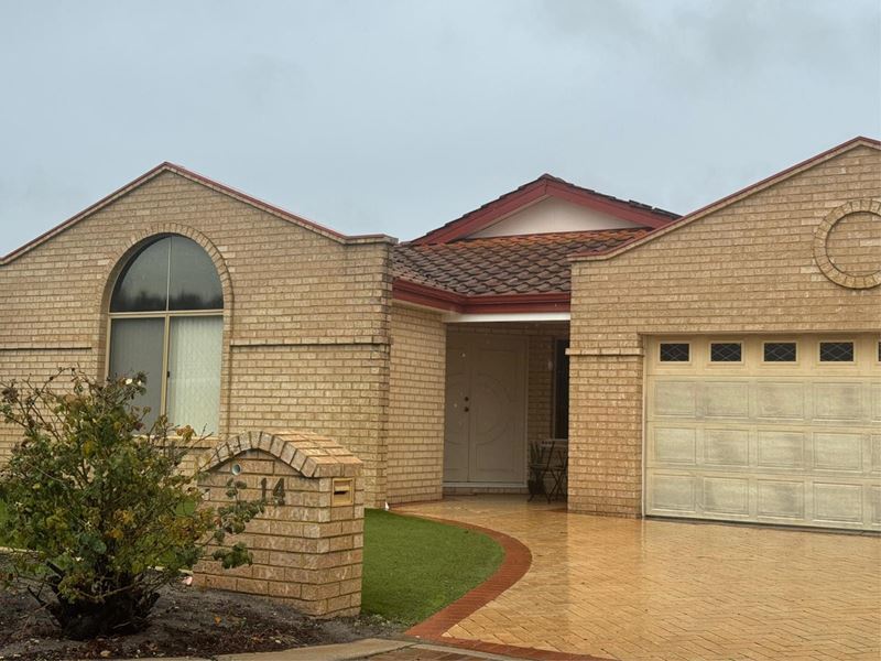 14 Newhaven Place, Canning Vale WA 6155