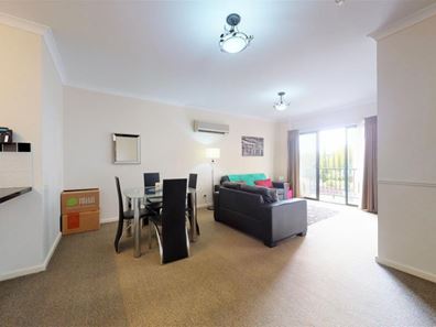 17/11 Regal Place, East Perth WA 6004