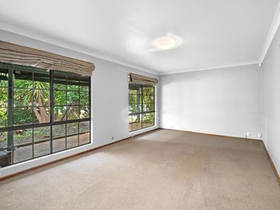 16 Harris Place, Jarrahdale WA 6124