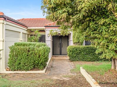 8 Lombe Gardens, Atwell WA 6164