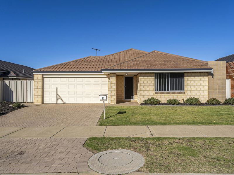 15 Melilla Terrace, Secret Harbour