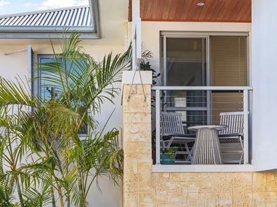 75B Duke Street, Scarborough WA 6019
