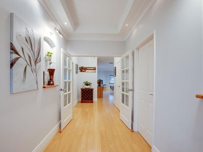 6 Jacana Circle, Gwelup WA 6018