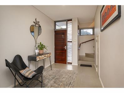 1/15 Dunn Bay Road, Dunsborough WA 6281
