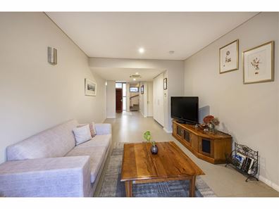 1/15 Dunn Bay Road, Dunsborough WA 6281