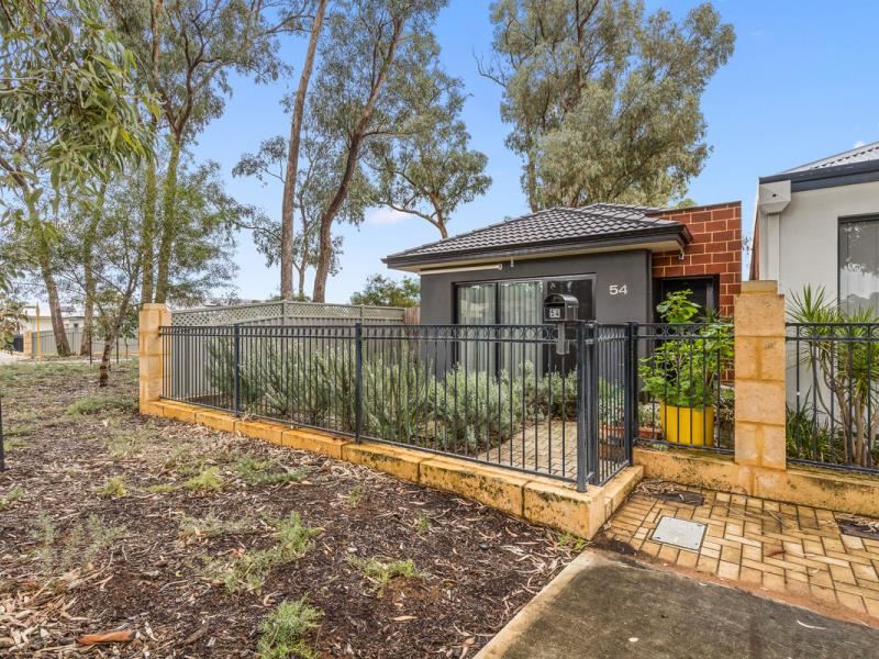 54 Somerford Promenade, Wellard WA 6170