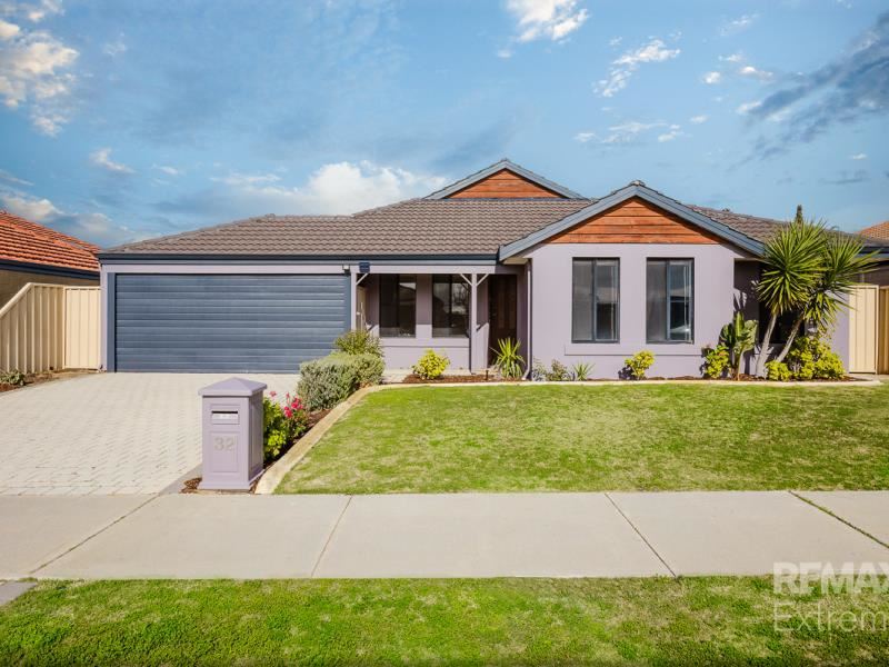32 Shropshire Crescent, Butler WA 6036