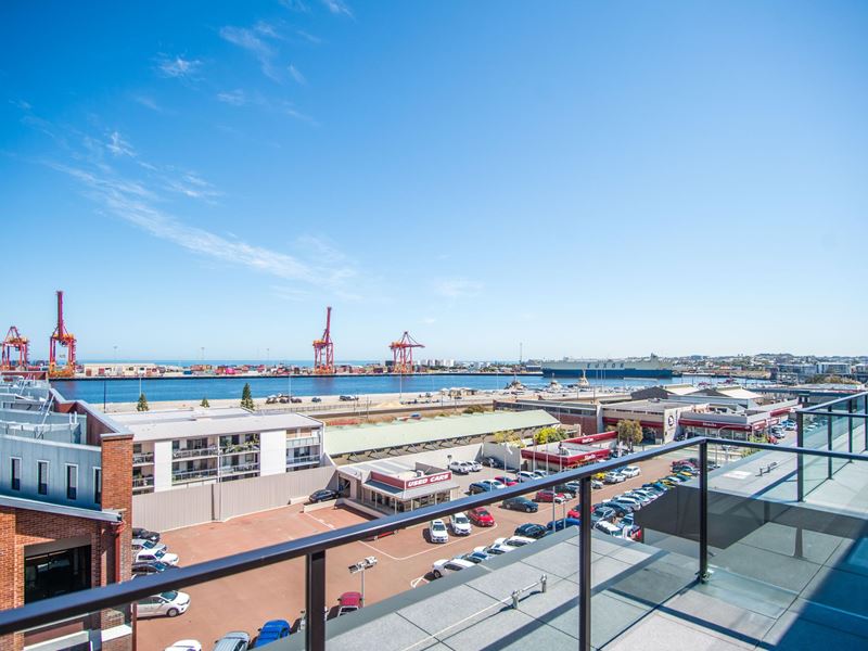 95/51 Queen Victoria Street, Fremantle WA 6160
