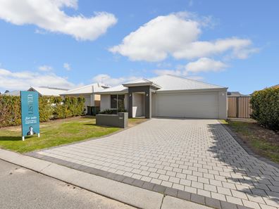 5 Briar Road, Whitby WA 6123