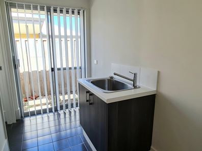 6B Iris Court, Coodanup WA 6210