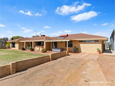 13032 Great Eastern Highway, Cunderdin WA 6407
