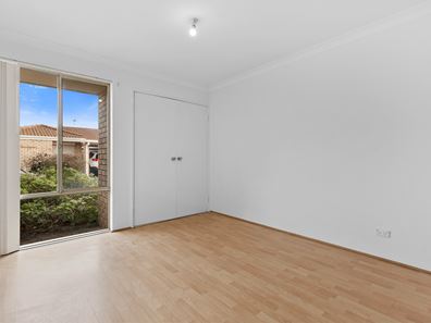 7/94 Simpson Avenue, Rockingham WA 6168
