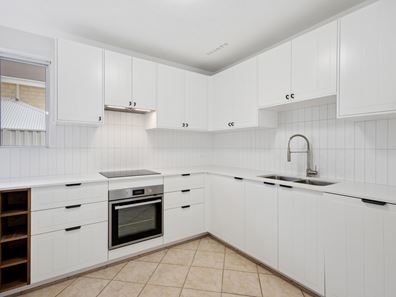 13 Mary Street, Watermans Bay WA 6020