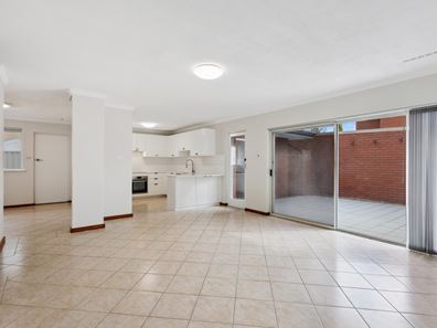 13 Mary Street, Watermans Bay WA 6020