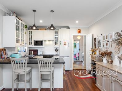 6A Waylen Road, Darlington WA 6070