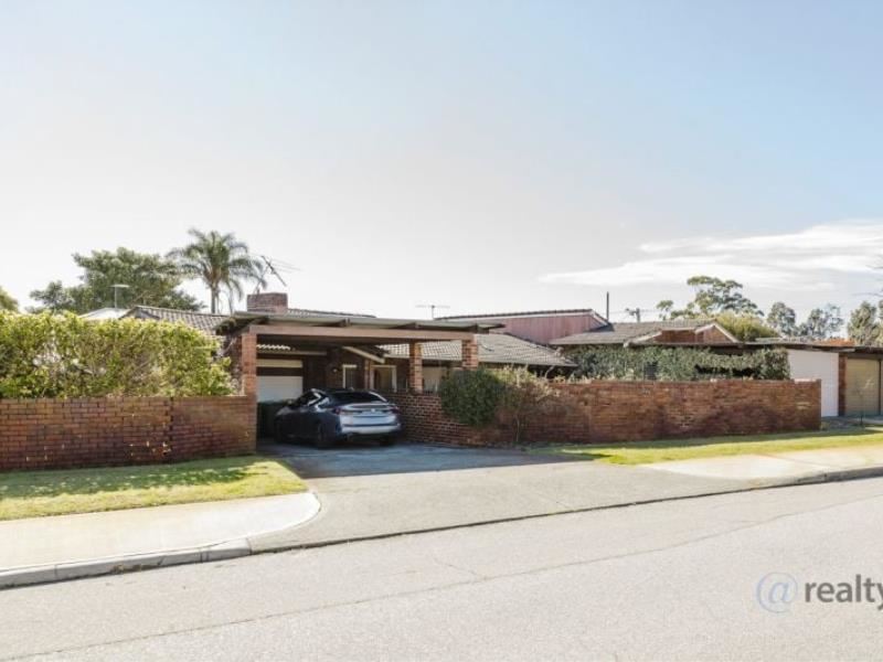 30 Bartling Crescent, Bateman WA 6150