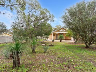 5B Goodall Street, Lesmurdie WA 6076