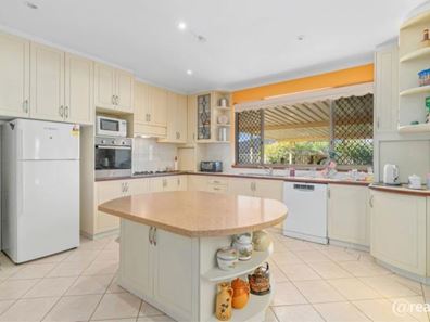 86 Wilkie Street, Stirling WA 6021