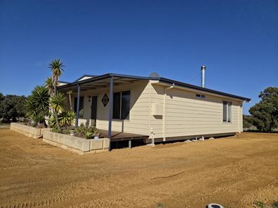 214 Banksia Road, Hopetoun WA 6348
