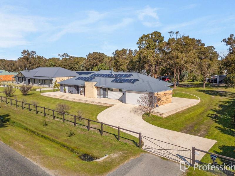 19 Ballagar Road, Byford