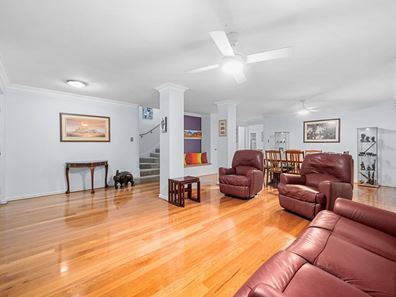 34 Letchworth Centre Avenue, Salter Point WA 6152