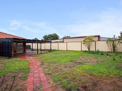 14 Karrawa Gardens, Port Kennedy WA 6172