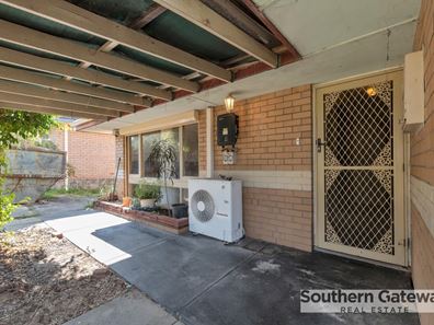 14 Barron Way, Orelia WA 6167