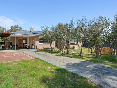 18 Harford Avenue, Viveash WA 6056