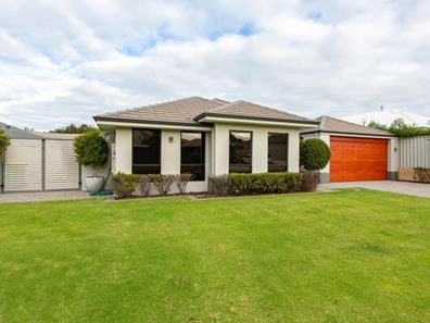 5 Athena Street, Dalyellup WA 6230
