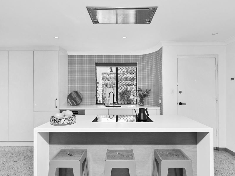 46B Albemarle Street, Doubleview
