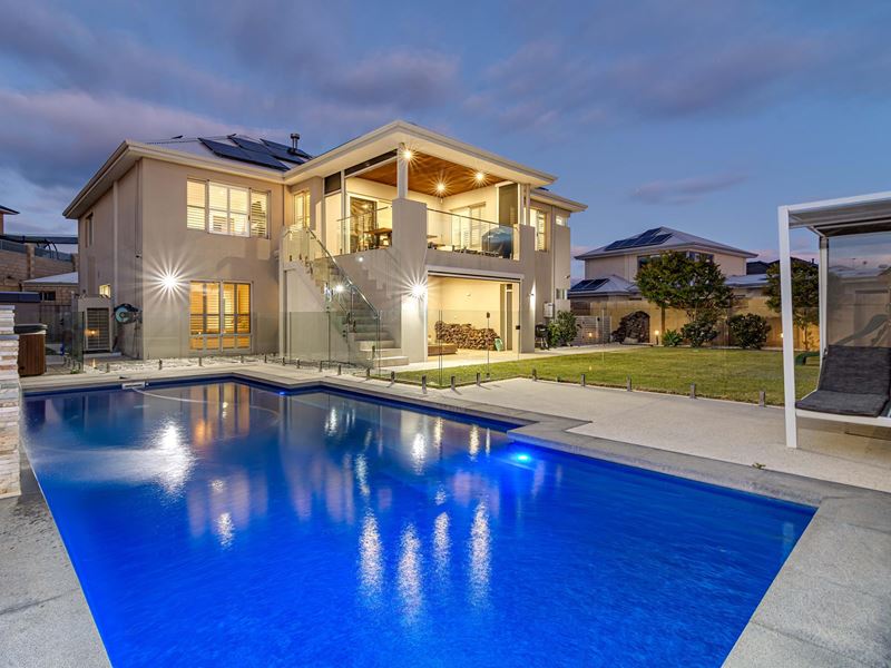 11 Windjammer Parkway, Jindalee WA 6036