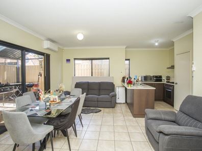 22B Eastdene Circle, Nollamara WA 6061