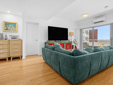 64/2 Rowe Avenue, Rivervale WA 6103