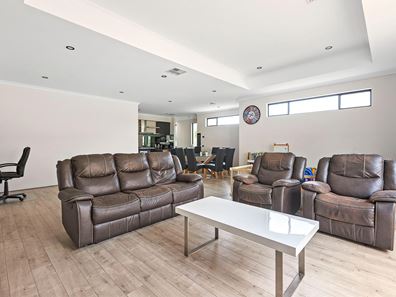 5A Compass Place, Ballajura WA 6066