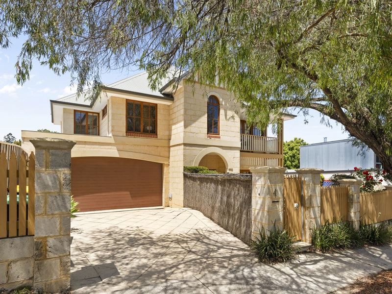 4 Lakeway Street, Claremont WA 6010