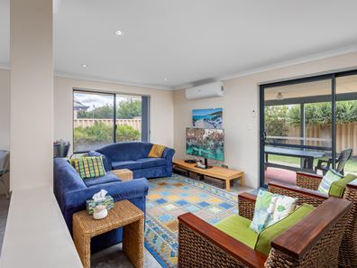 5 Mackay Road, Dalyellup WA 6230