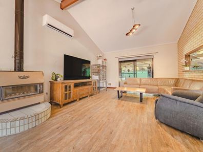 2/2 Durong Court, Greenfields WA 6210